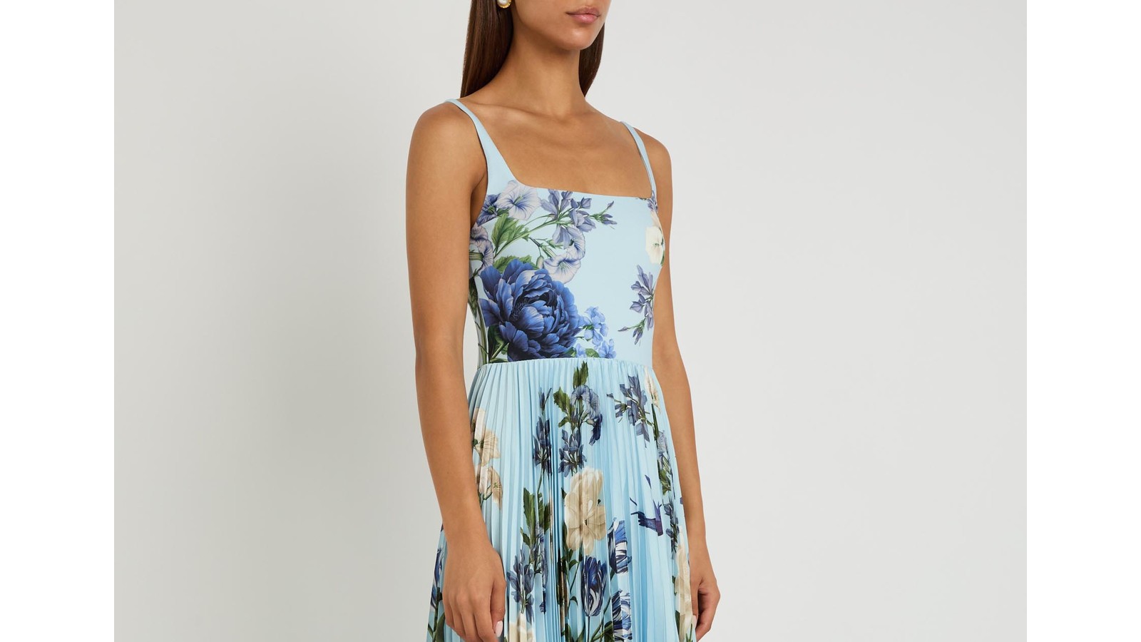 We found the best wedding guest dresses for summer 2026